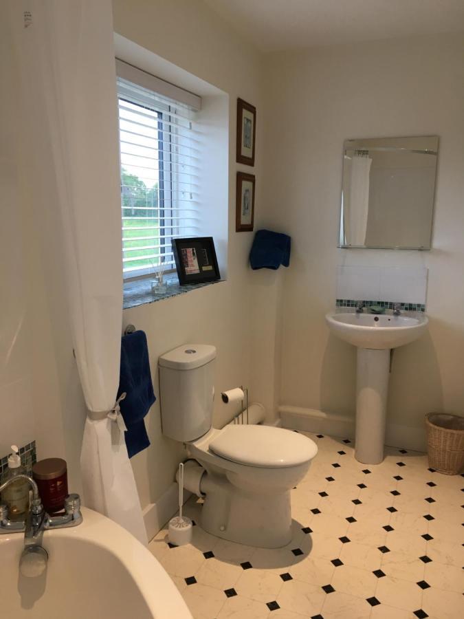 Yetminster Folly Fields Farm B&B מראה חיצוני תמונה
